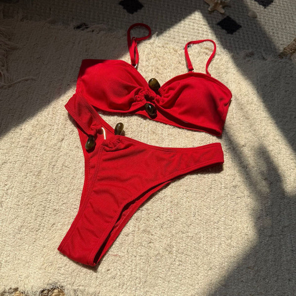 Solid Spaghetti Straps Front Side Metal Hook Bikini Swimsuit Red