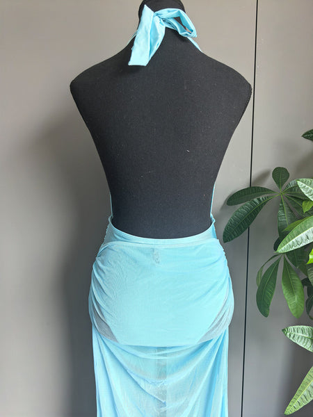 Sky Blue Solid Deep V One-Piece Swimsuit With Sarong
