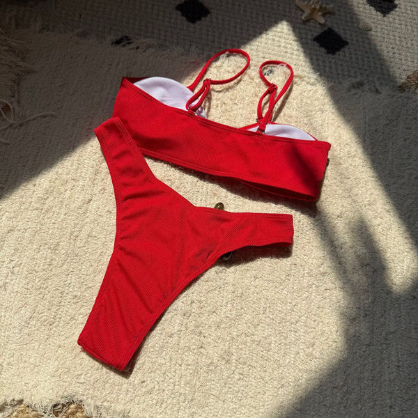 Solid Spaghetti Straps Front Side Metal Hook Bikini Swimsuit Red
