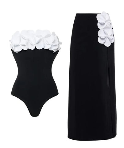 Black Soild Strapless Swimsuit With Beach Skirt